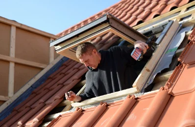 Pose de fenêtres de toit Velux à Étigny